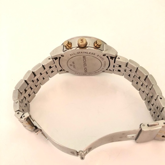 Michael Kors two- toned watch - Picture 4 of 7